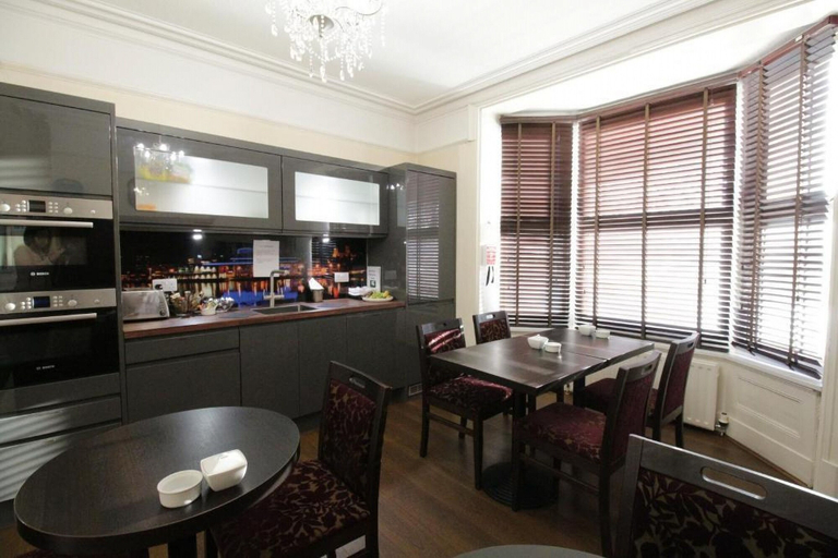 Food & Drinks 4, Tennyson, Lincolnshire