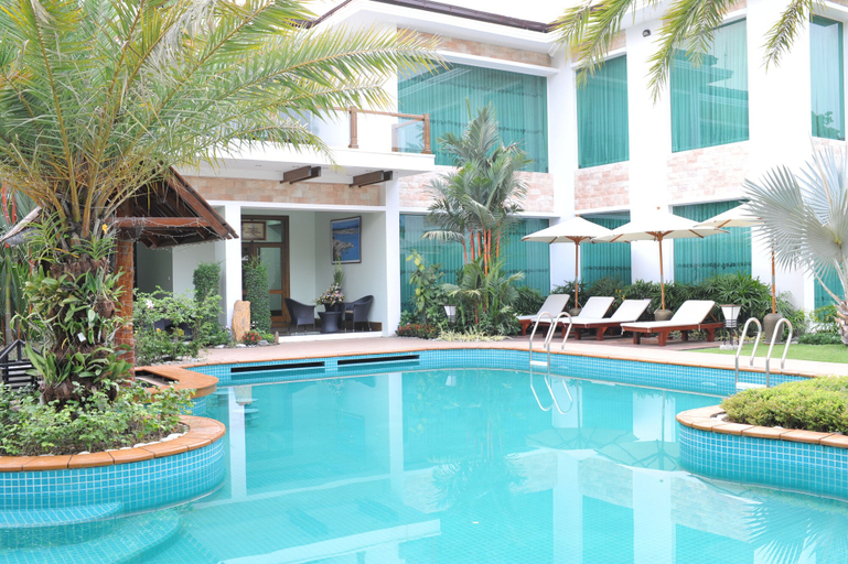 Sport & Beauty 1, Palm Spring Resort & Spa, Yangon