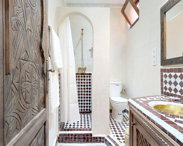 Bathroom 5, Riad abaka by Ghali annexe, Marrakech