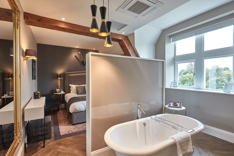Bathroom 4, Oddfellows on the Park, Stockport