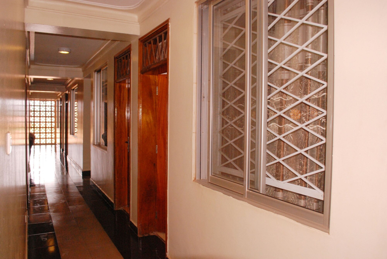 Others 5, Seb Hotel, Jinja
