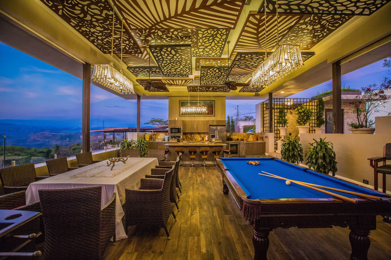 Food & Drinks 5, La Toscana Hills, Atenas