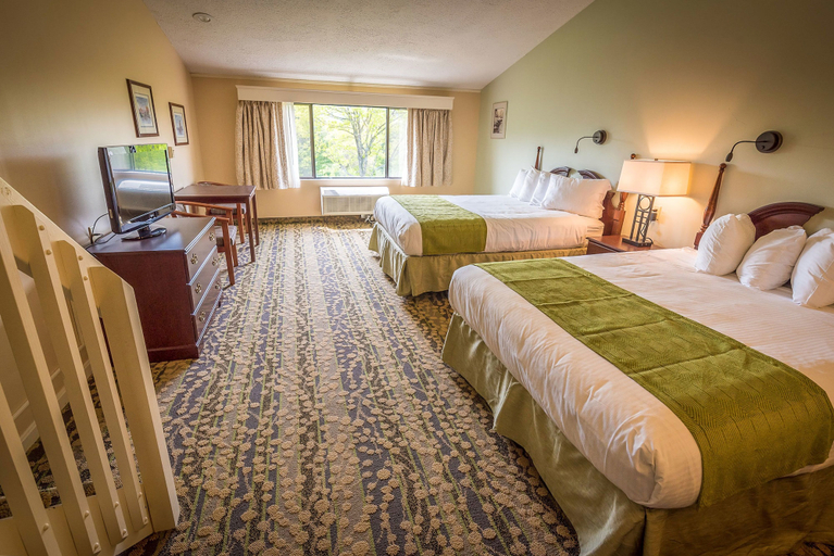 Bedroom 3, Fox Ridge Resort, Carroll