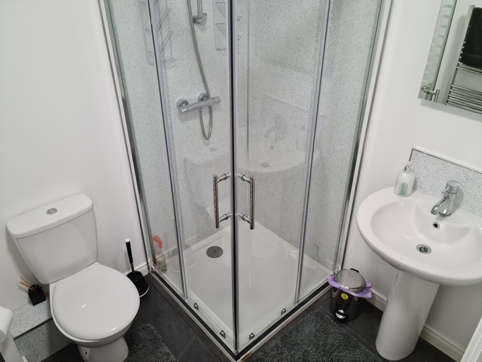 Bathroom 2, Linn of Avon Holiday Cottages, Moray
