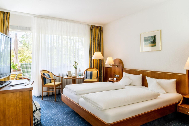 Bedroom 3, Kurhotel Markushof, Lörrach
