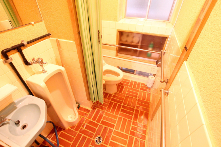 Bathroom 4, Mahoroba, Motobu