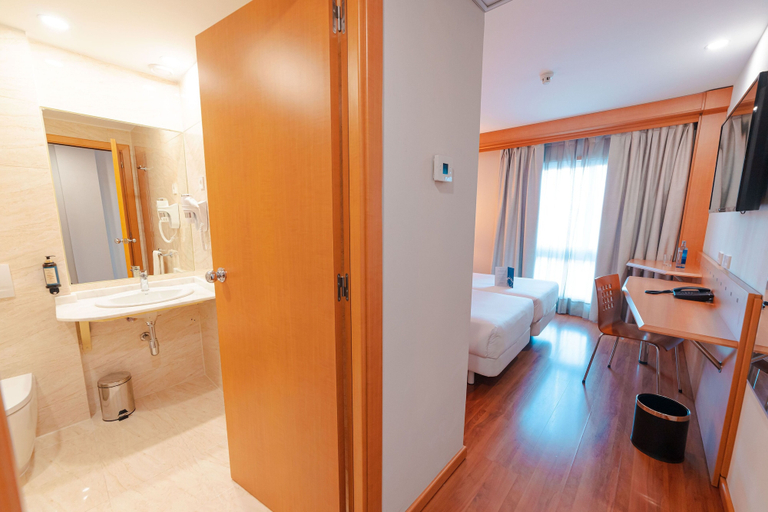 Bedroom 3, Hotel Monte Rozas, Madrid