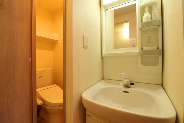 Bathroom 5, Hotel Asahi Grandeur Fuchu, Fuchū