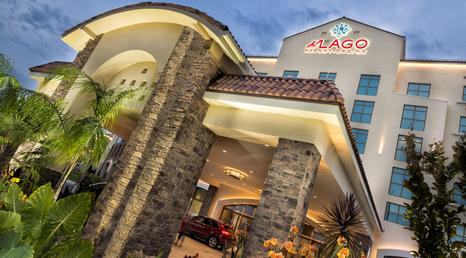 Exterior & Views 2, del Lago Resort & Casino, Seneca
