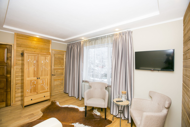 Others 5, Cherepanovs' Guest House, Sochi gorsovet