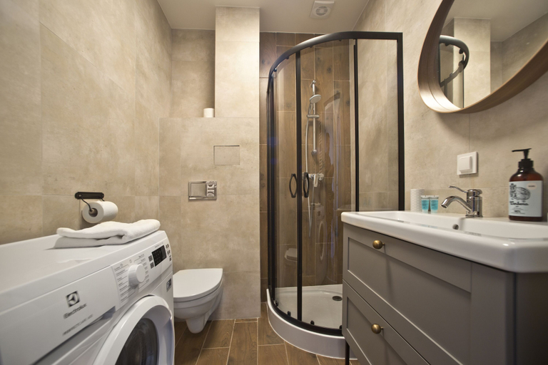 Bathroom 4, P&O Apartments Gdańska, Warsaw