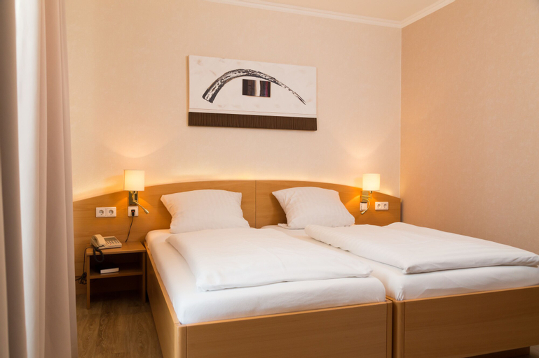 Bedroom 23
