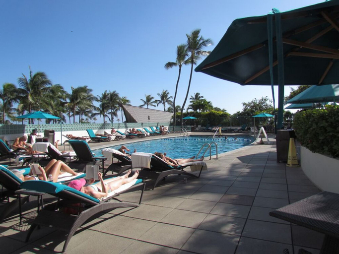 Ilikai Hotel by Hello Relaxation, Honolulu