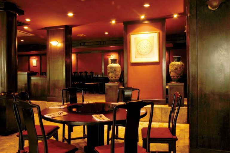 Food & Drinks 5, Grand Garden Hotel, Su-ngai Ko Lok