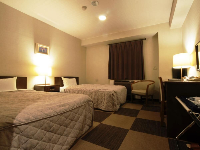 Bedroom 2, Inuyamakan, Kakamigahara