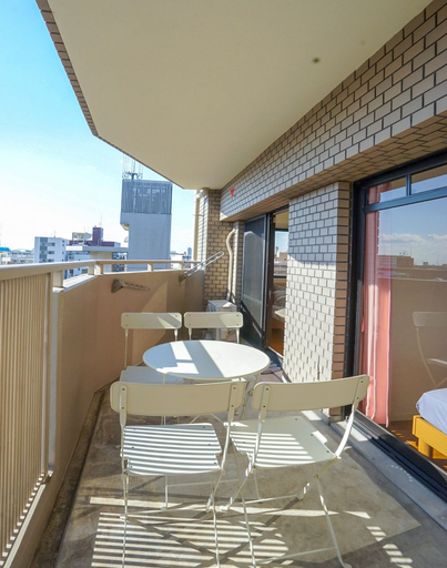Others 5, Pine Brook, Osaka