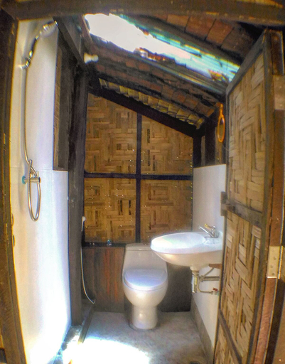 Bathroom 5, Flower Power Village, Muang Ranong