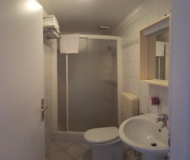 Bathroom 4, Apartments Marija Lastovo, Lastovo