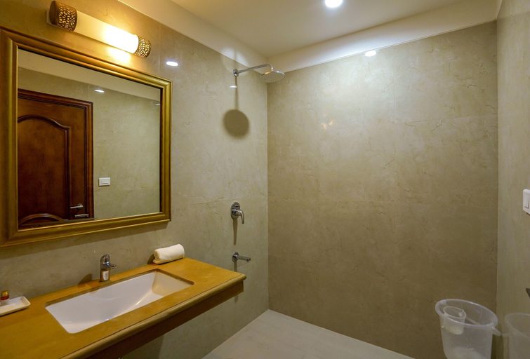 Bathroom 5, Ranbanka Heritage Resort, Bhilwara