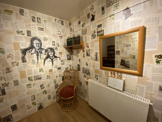 Bathroom 2, The Bookstore Apartment, Snæfellsbær