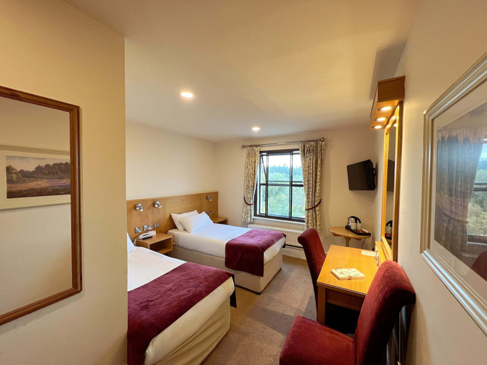 Bedroom 3, The Lucan Spa Hotel, Dublin