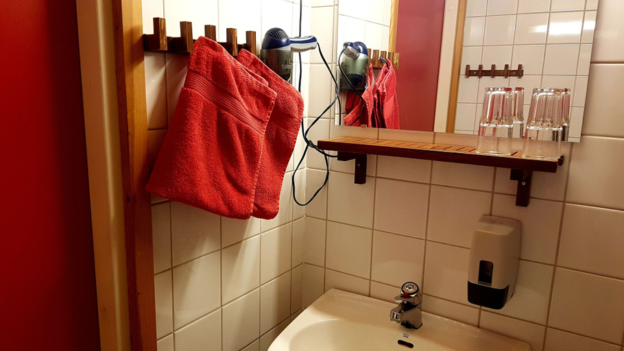 Bathroom 3, Hotel Seita, Lapland