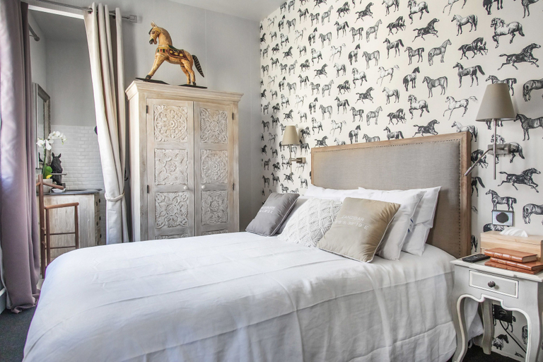 Bedroom 2, La Bellême Bleue, Orne