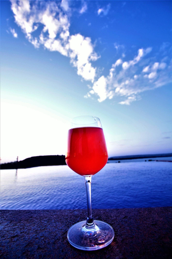 Food & Drinks