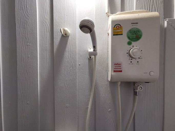Bathroom 4, De Coco House, Si Racha