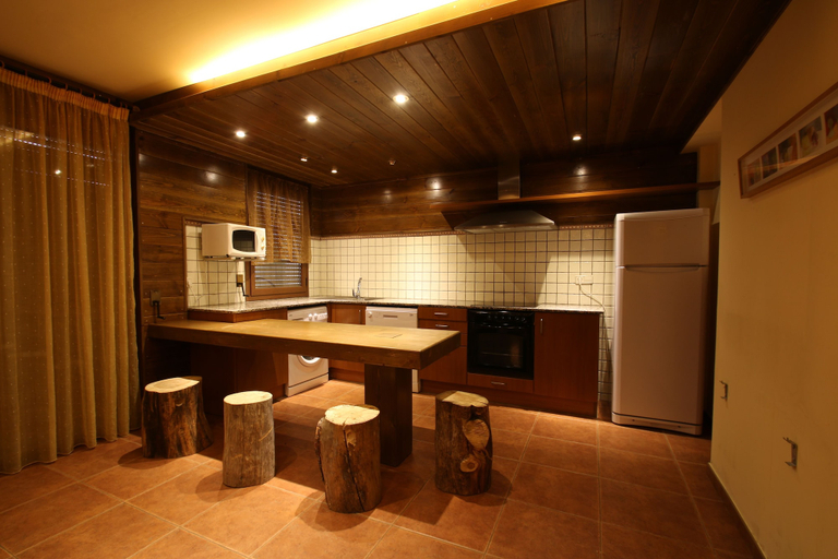 Others 5, Apartaments Piteus Casa Dionís, Lleida