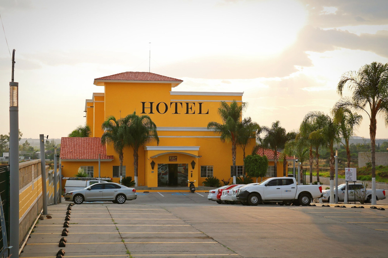Exterior & Views 2, Zar Queretaro Hotel, Querétaro