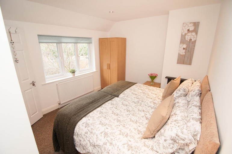 Bedroom 3, Warren House, Doncaster