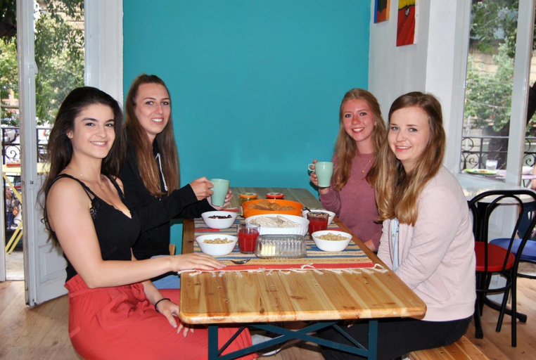Food & Drinks 5, Balarm Hostel, Palermo