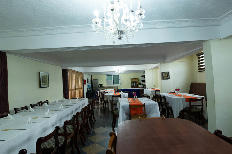 Food & Drinks 5, Crystal Rose Ambassador Hotel, Kumasi