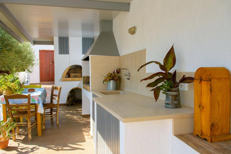 Others 5, Villa Douloumi, Crete