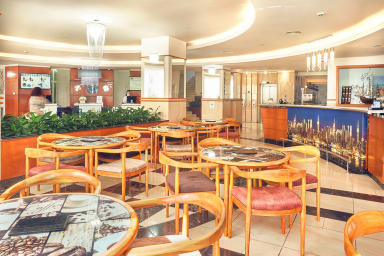 Food & Drinks 5, Continental Forum Constanta, Constanta
