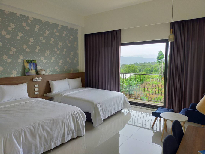Bedroom 4, Chulu Manor Hotel, Taitung