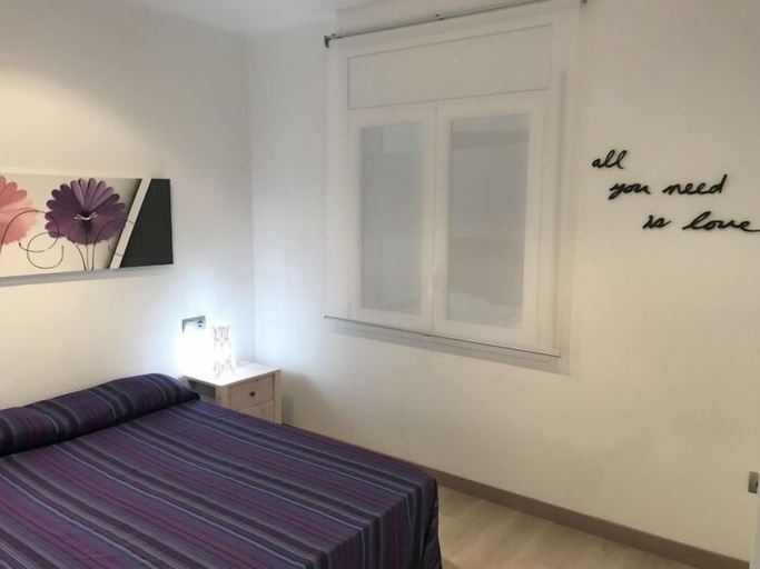 Bedroom 2, Apartamento Rhode 1B, Girona