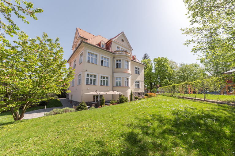 Exterior & Views 2, Hotel Villa Beatika, Český Krumlov