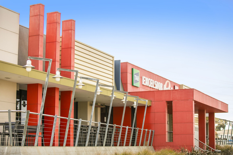 Exterior & Views 2, Nightcap at Excelsior Hotel, Whittlesea - South-West