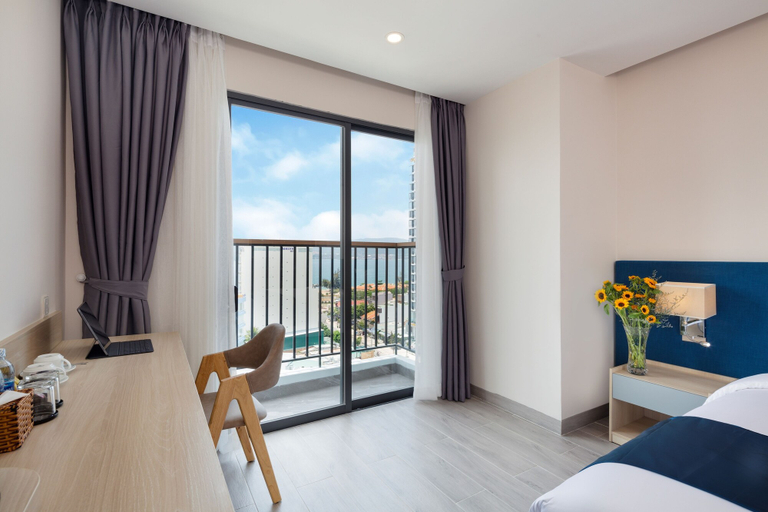 Bedroom 2, CTK Golden Hotel, Nha Trang