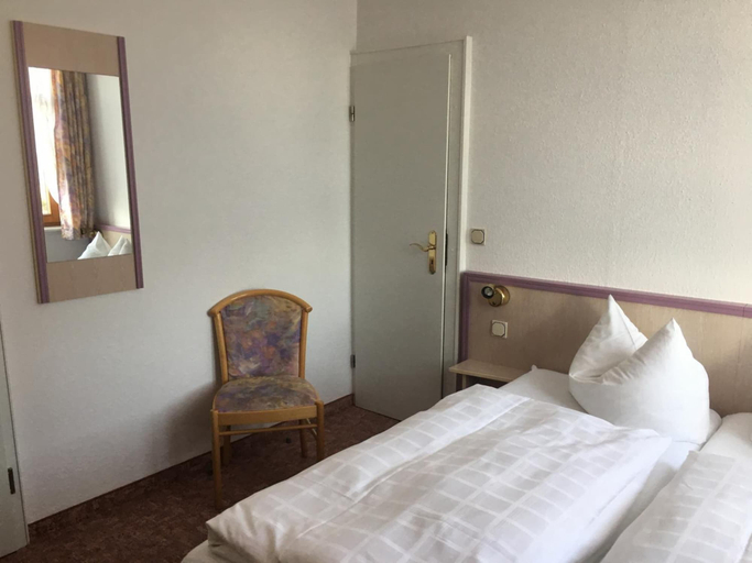 Bedroom 4, Hotel & Restaurant Park Cafe ISA, Erfurt