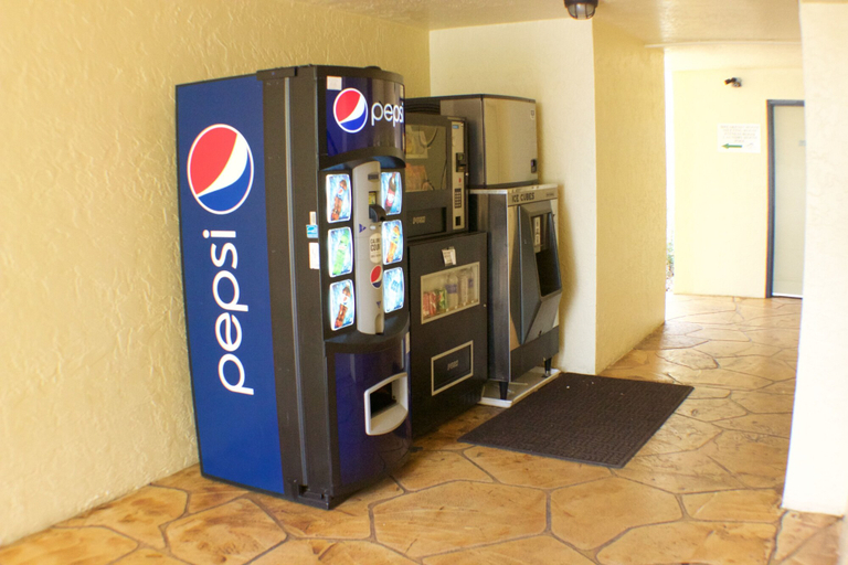 Food & Drinks 5, At Home Inn, Saint Lucie