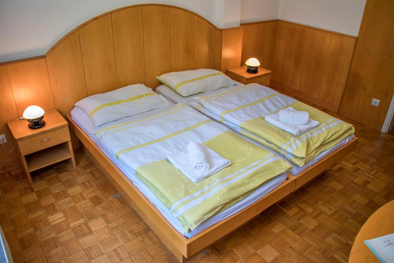 Bedroom 2, Park Zibert, Ljubljana