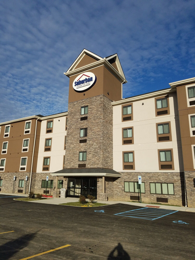 Exterior & Views 2, Suburban Studios Monaca - Pittsburgh, Beaver