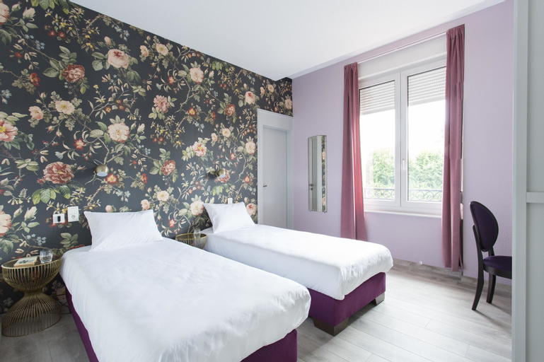 Bedroom 3, Hôtel d'Angleterre, Vosges