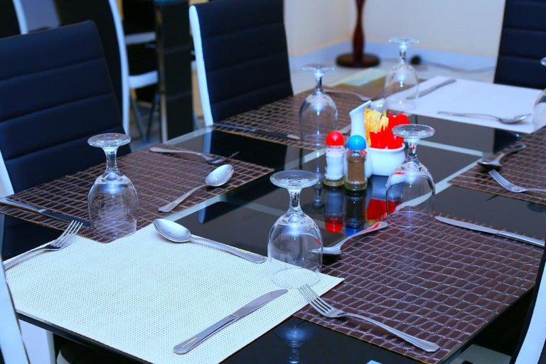 Food & Drinks 5, Al Sadarah Hotel Apartments, Sohar
