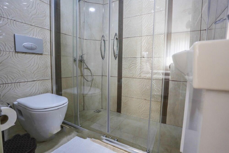 Bathroom, Alihan Hotel, Merkez