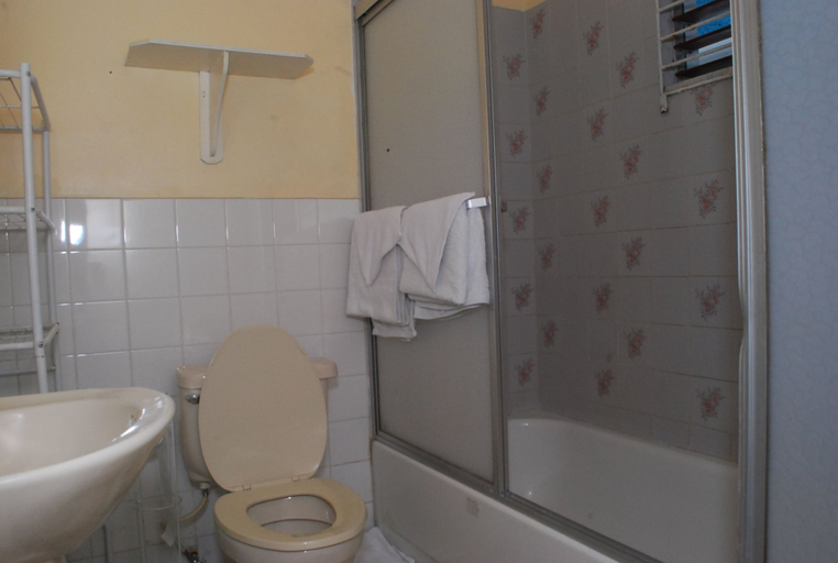 Bathroom 5, Hunter's Rest Villa