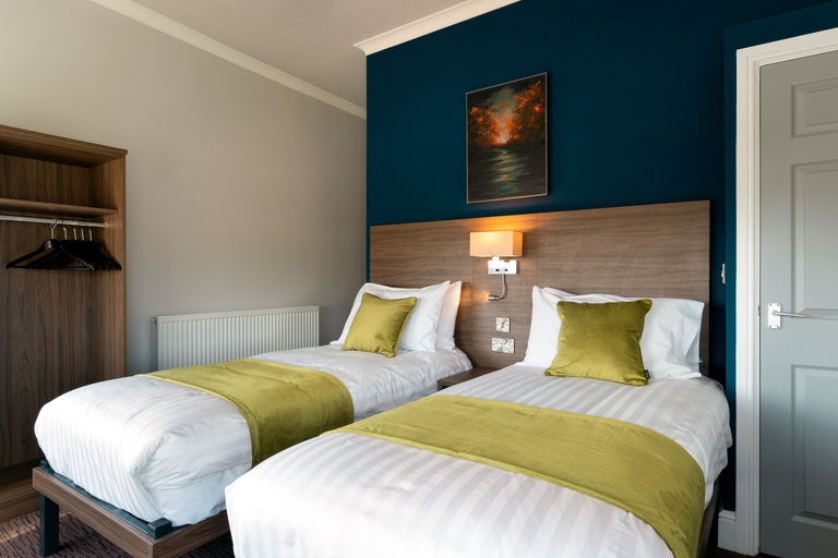 Bedroom 4, St Andrews Hotel, Devon